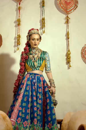 Traditional Bridal Panetar Saree with Lace Border